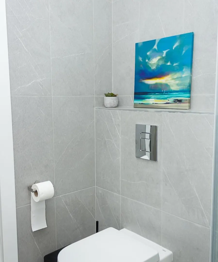 Sea View 1Bd Modern Flat In Chayka Apartment Varna