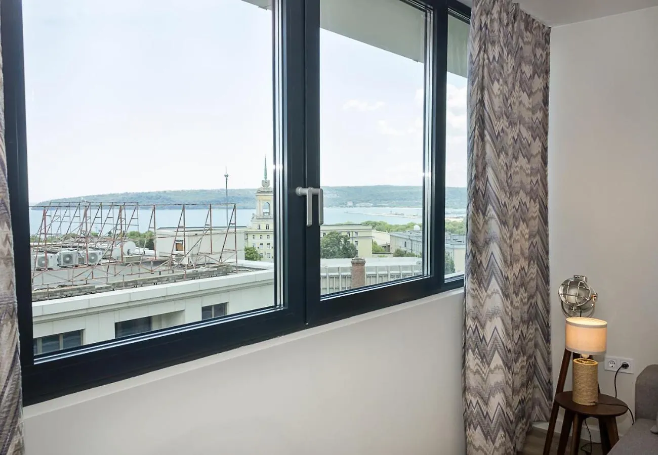 Sea View 1Bd Modern Flat In Chayka Apartment Varna